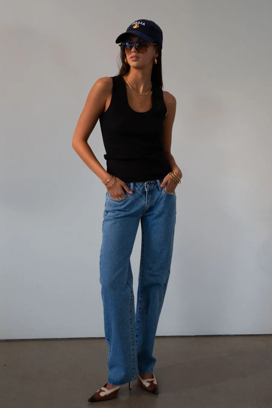 99 Low Straight Jeans by Abrand Jeans