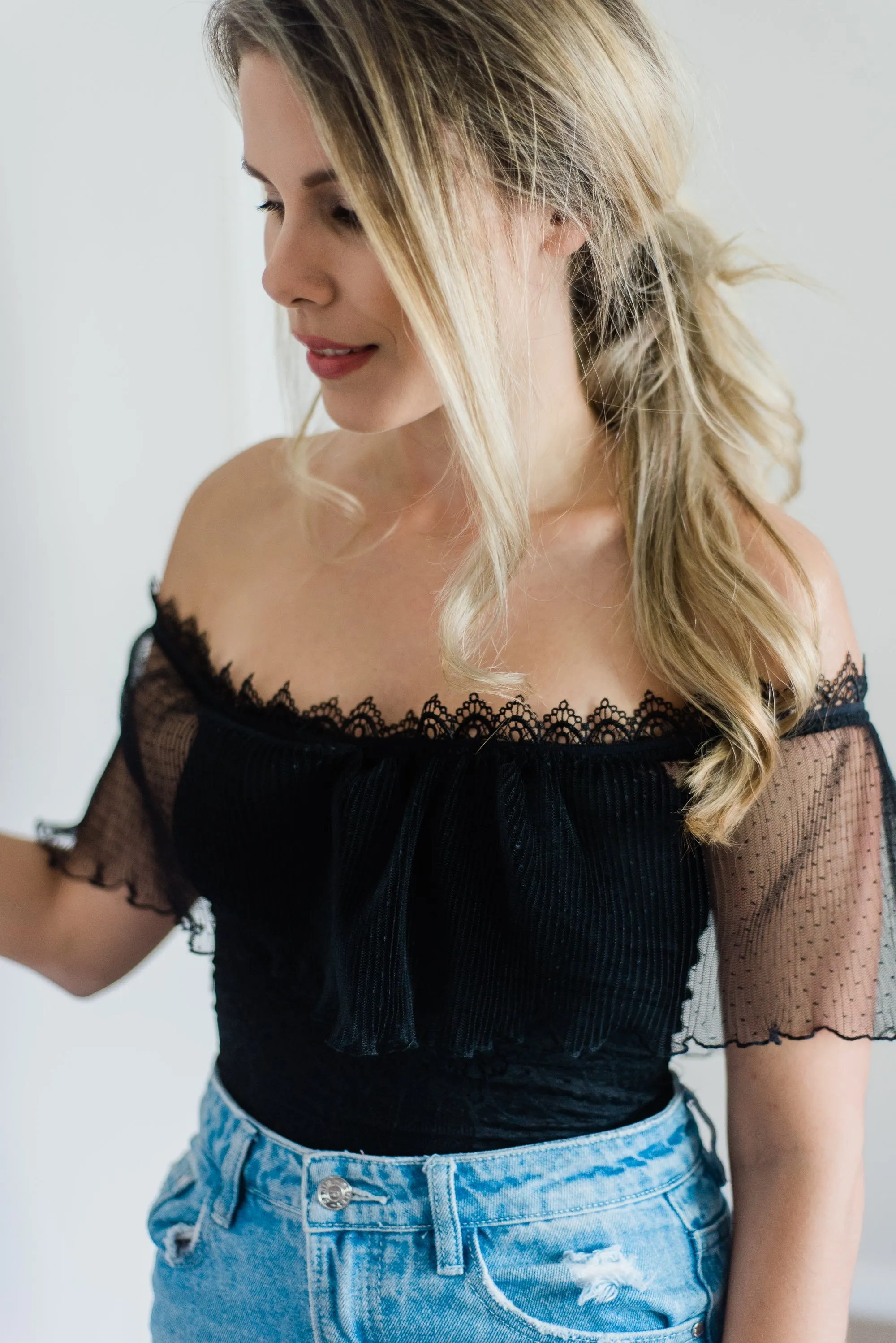 Aster Black Off The Shoulder Crop Top