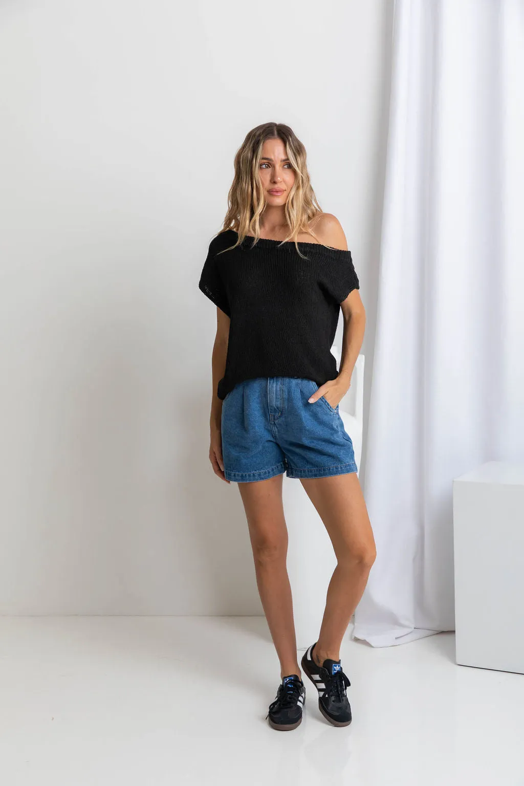 Avalon Off-The-Shoulder Top - Black