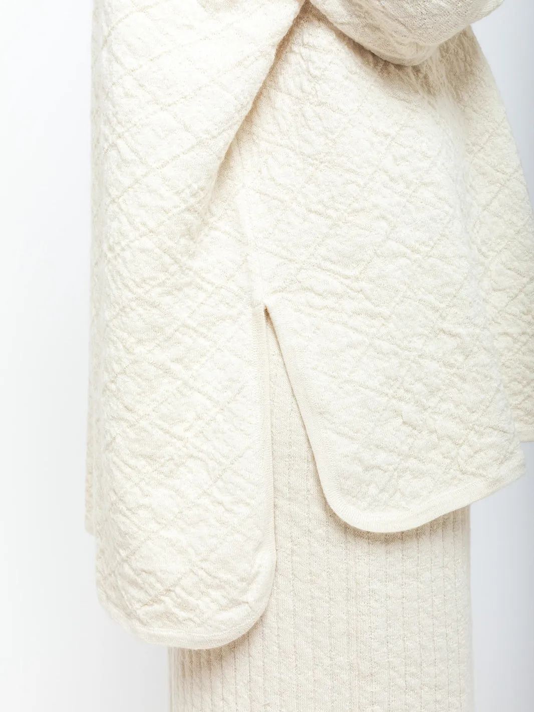Diamond Quilt Pullover - Raw White
