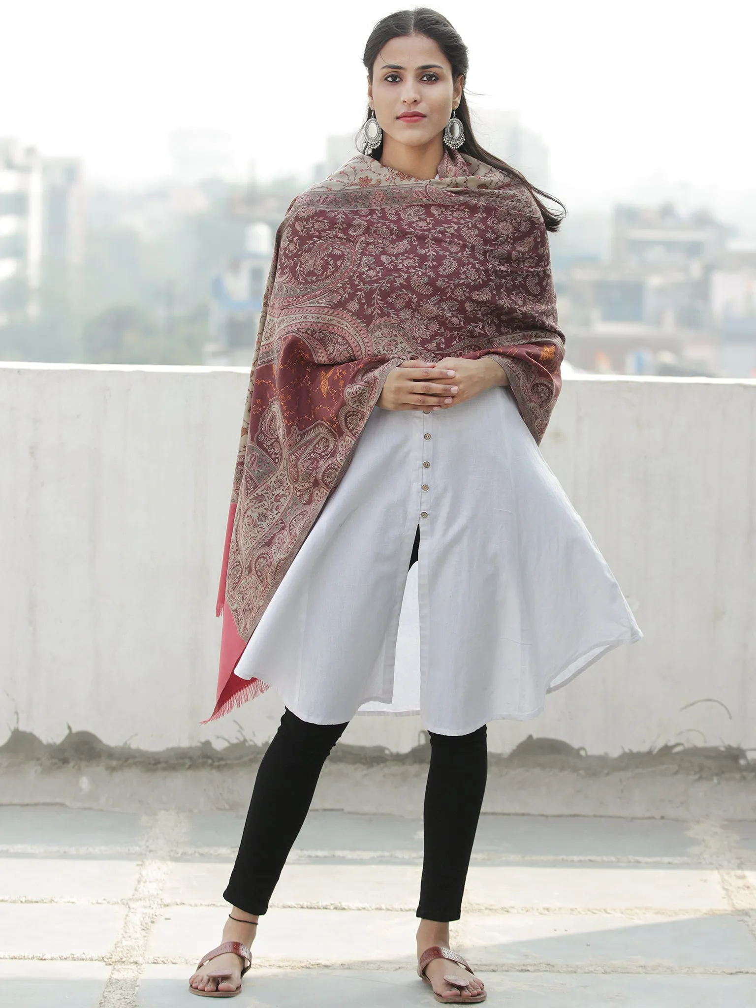 Grey Maroon Jacouard Jamawar Needle Embroidered Woollen Kashmiri Stole - S200590
