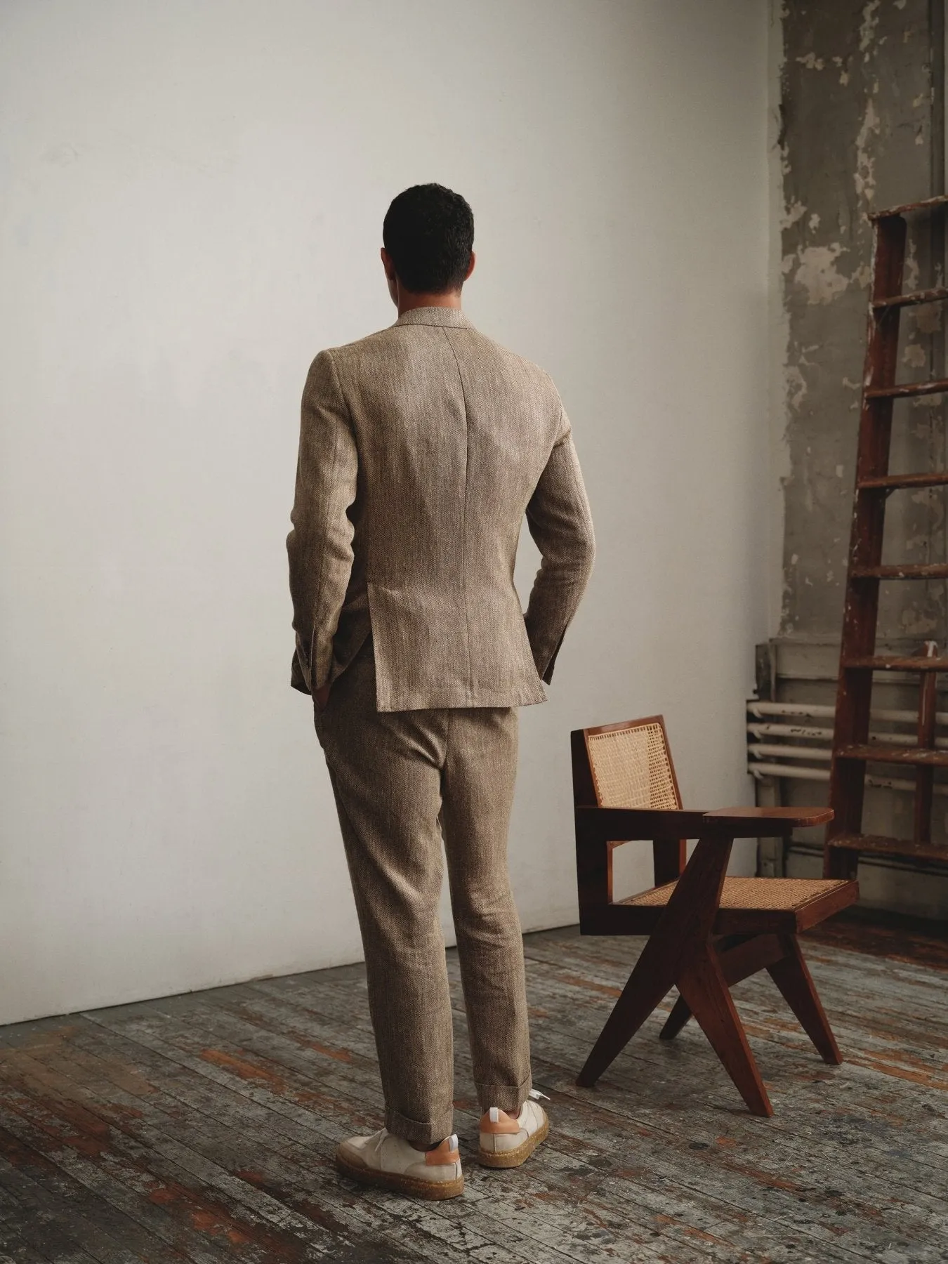Italian Linen Silk Madison Trouser in Light Brown