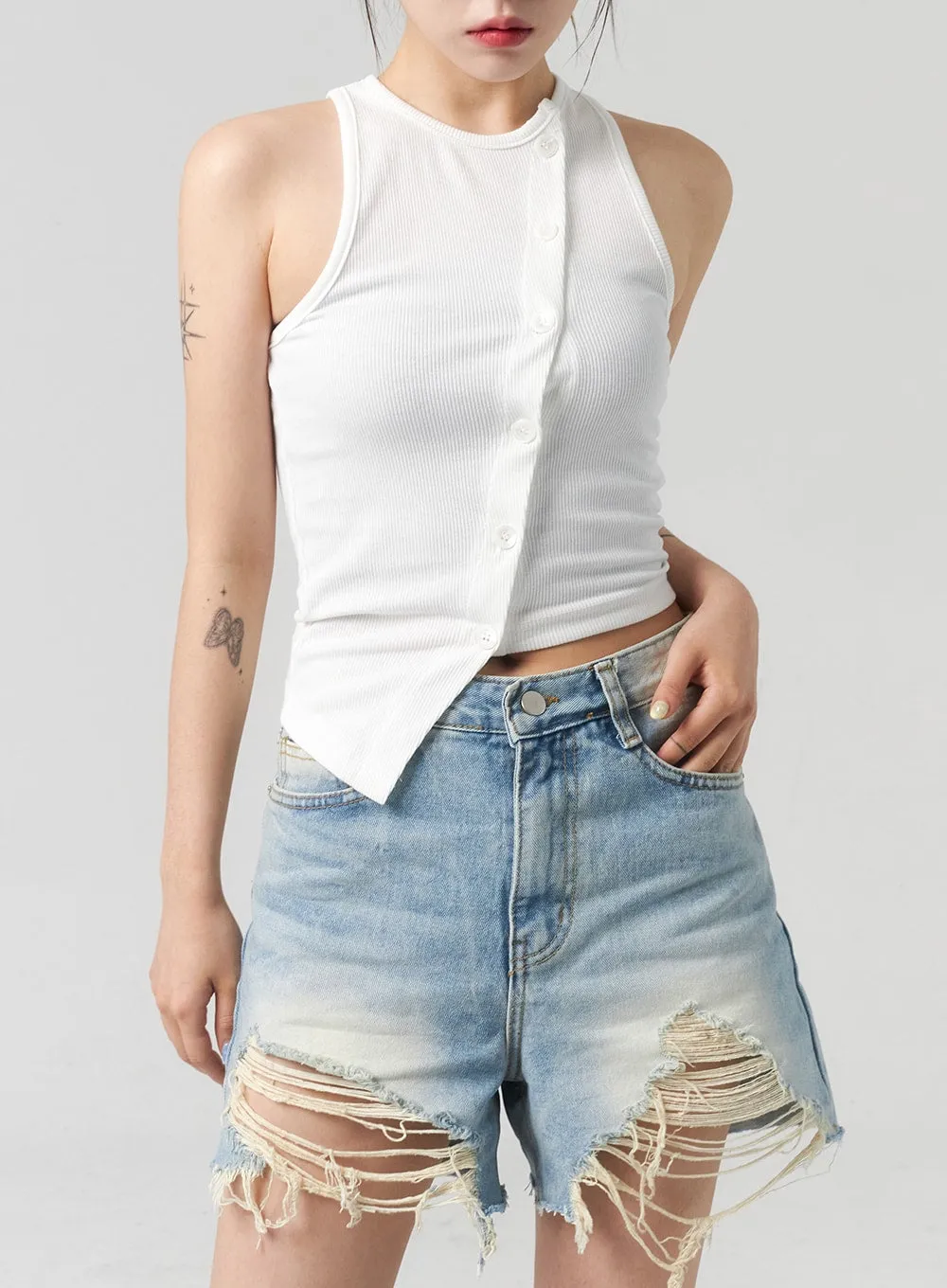 Light Ripped Denim Shorts CL318