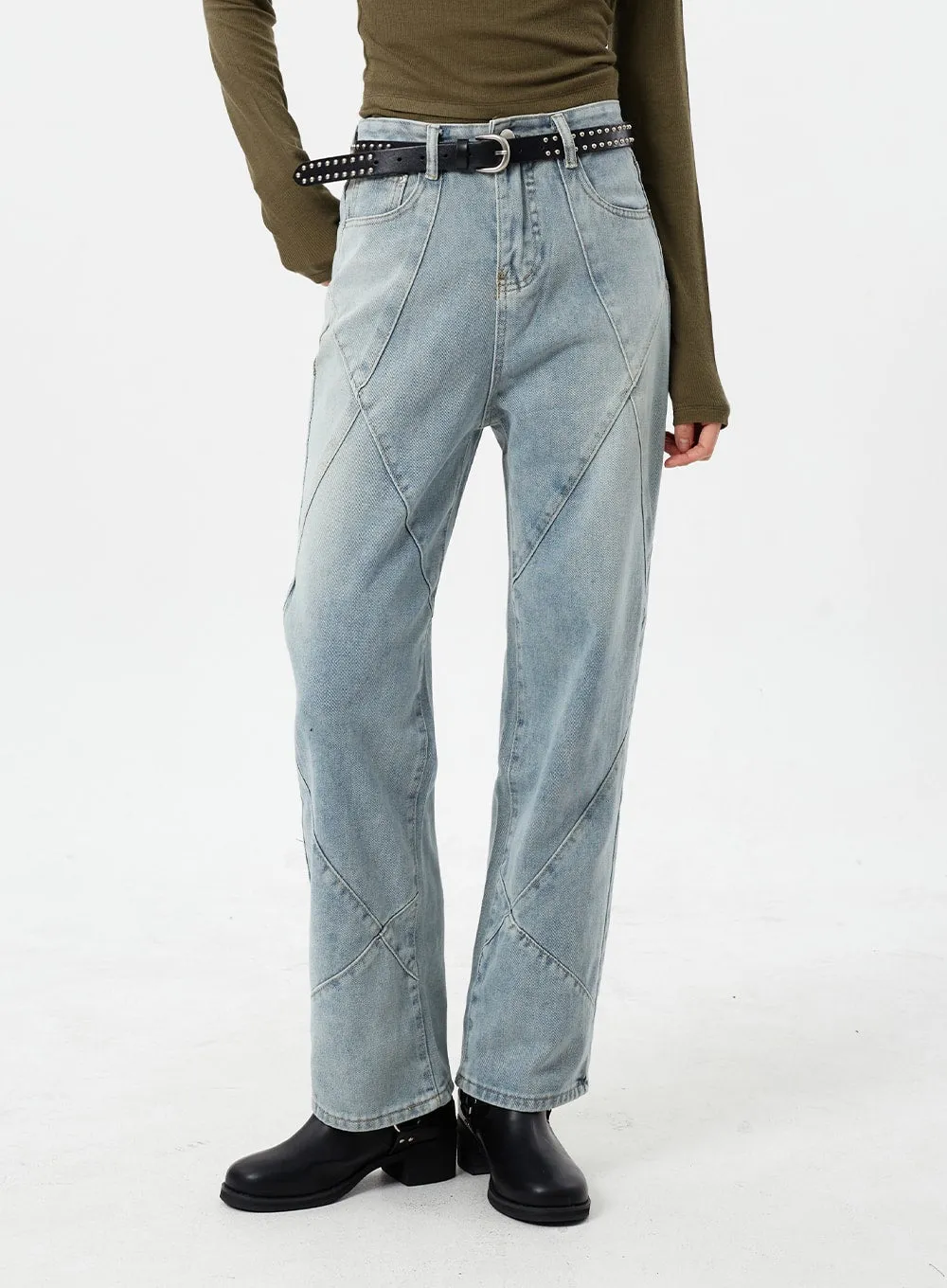 Light Wash Straight Leg Jeans CM307