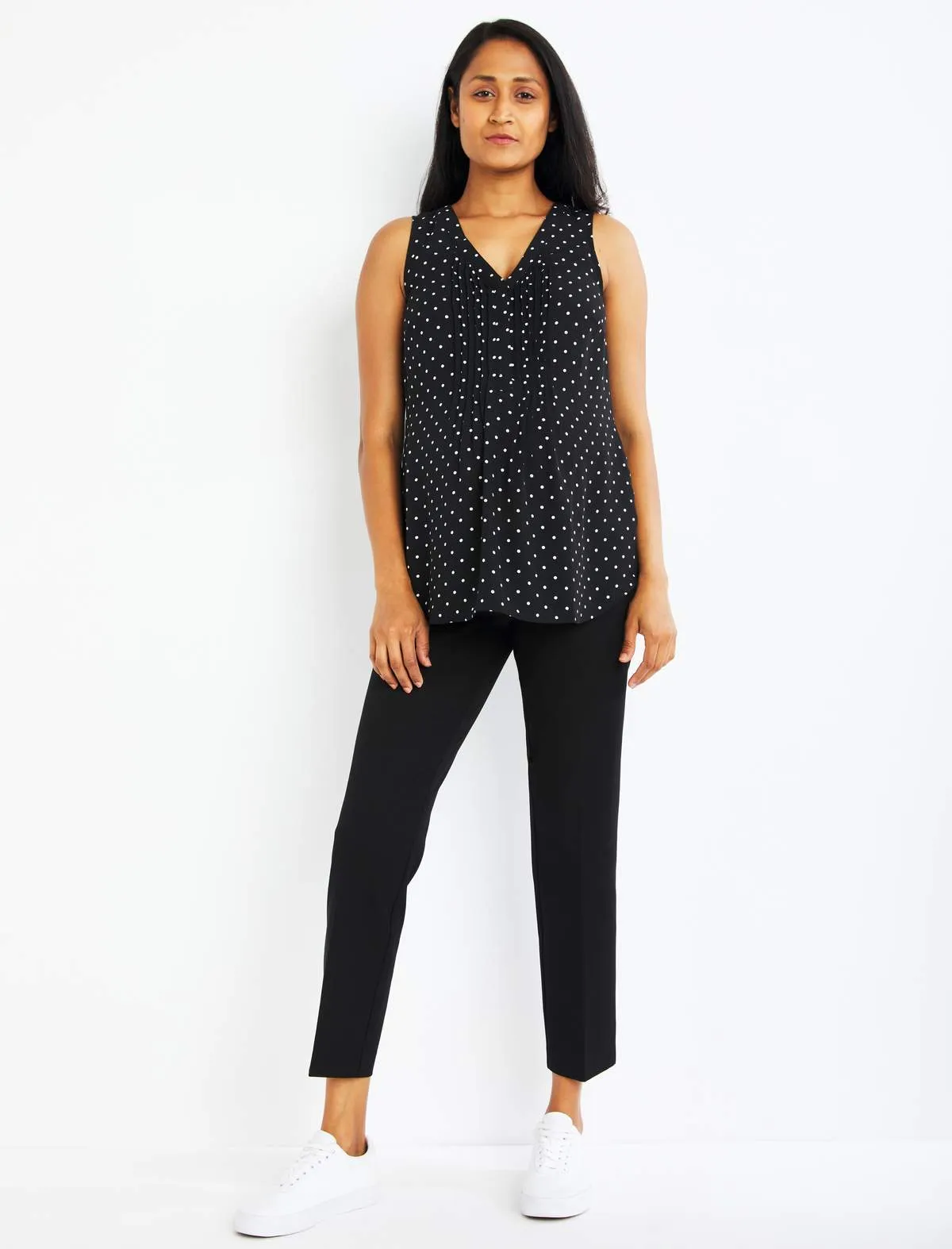 Side Panel Twill Straight Leg Maternity Pants in Black