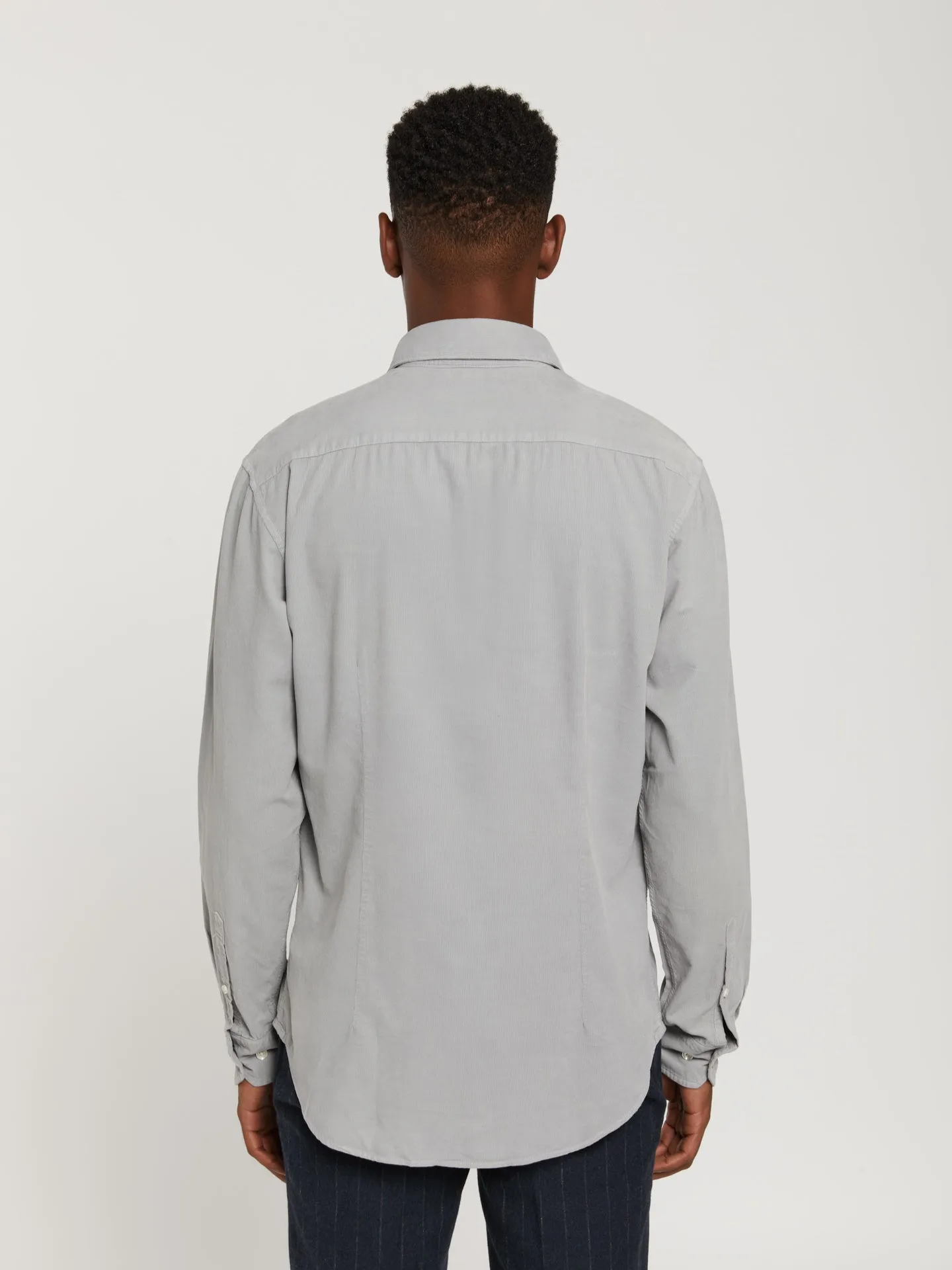 Slim fit baby-corduroy garment dye shirt