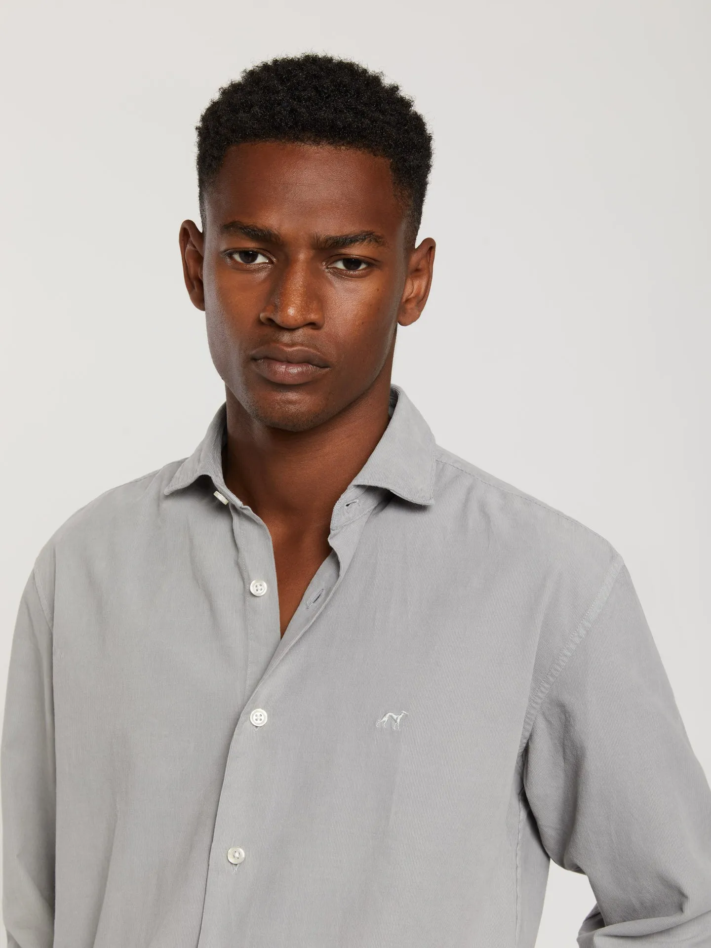 Slim fit baby-corduroy garment dye shirt