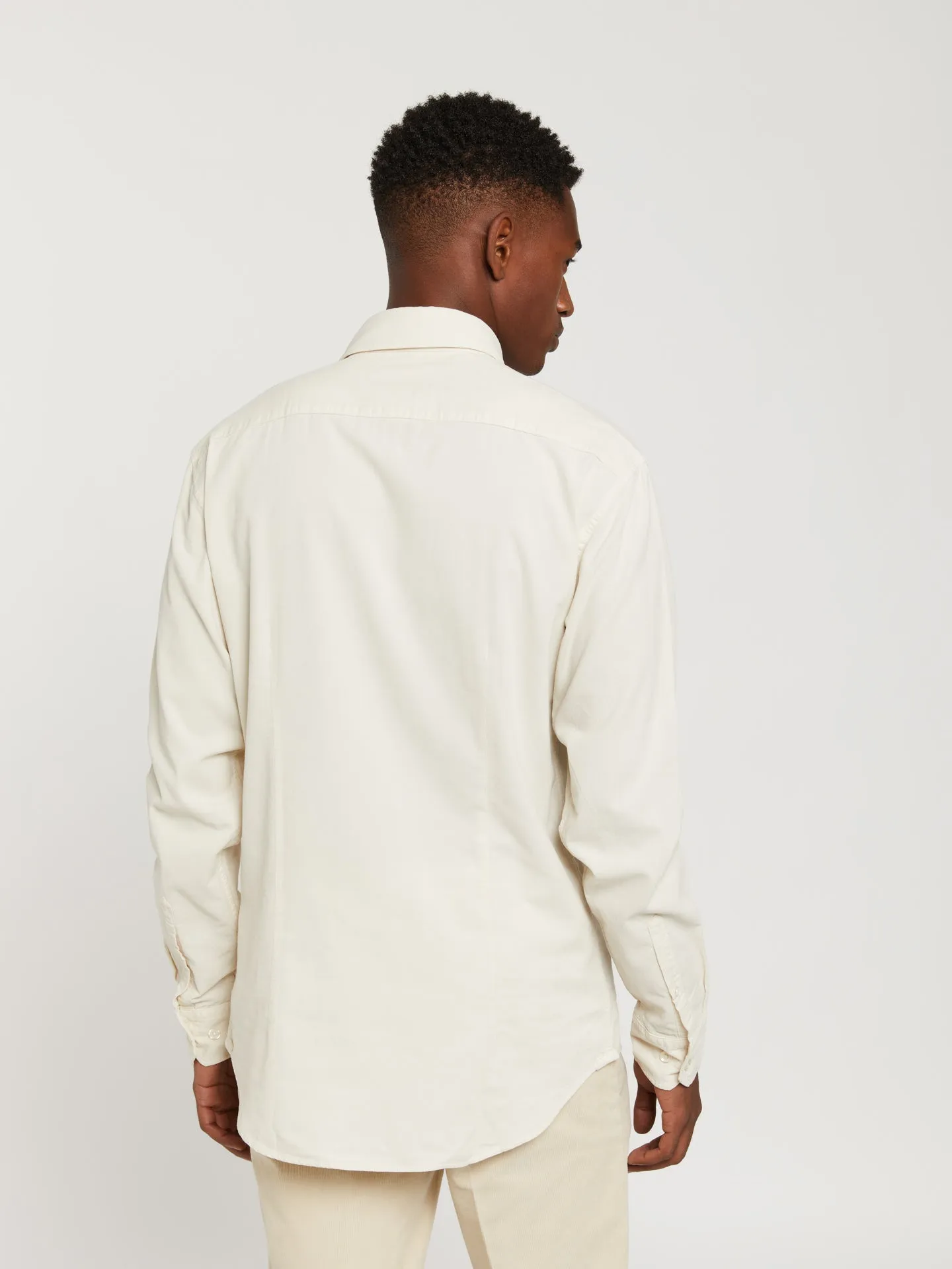 Slim fit baby-corduroy garment dye shirt