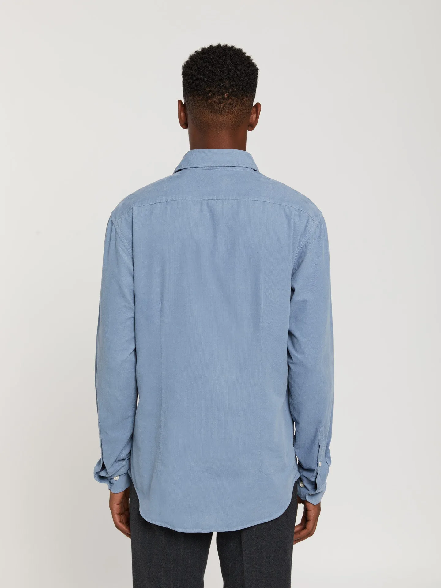 Slim fit baby-corduroy garment dye shirt