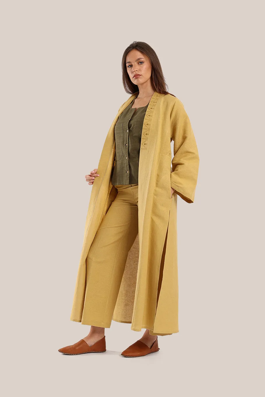 straight leg pants with elastic waistline