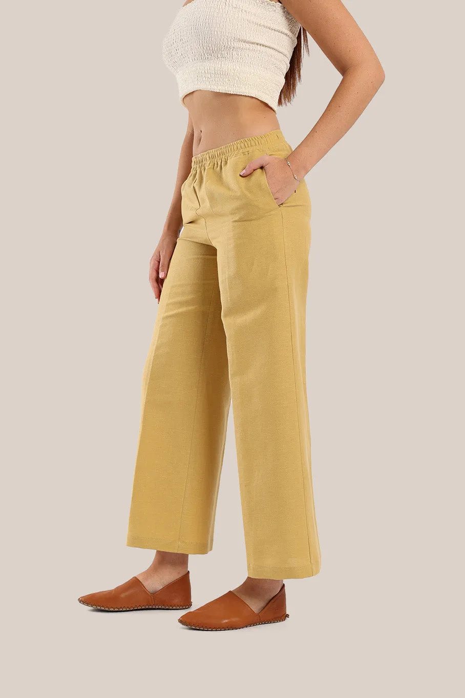 straight leg pants with elastic waistline