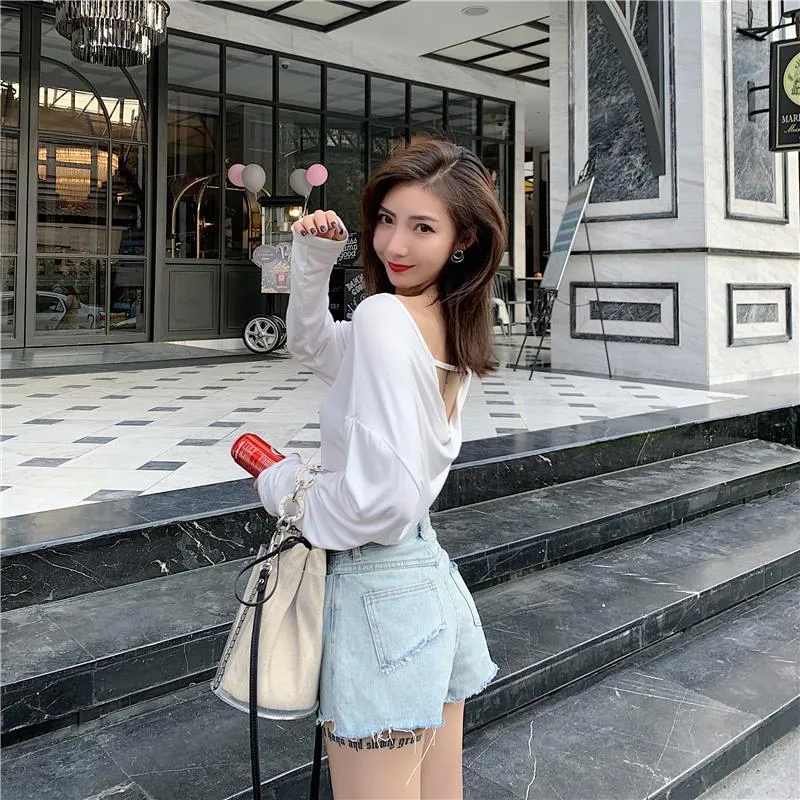 Zipper High Waist Ripped Edge Denim Shorts
